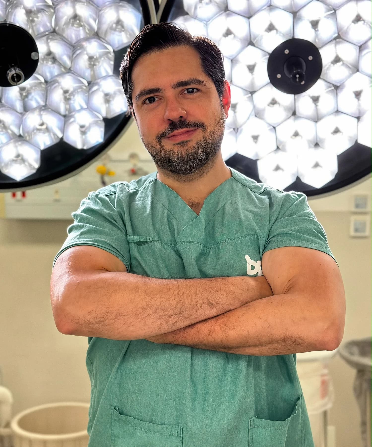 Dr. Hugo Dória